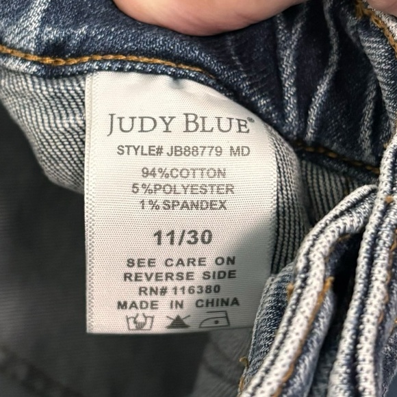JUDY BLUE - THE JOGGER - SIZE 11/30 - MEDIUM WASH - GOOD CONDITION - B18 - Picture 12 of 12